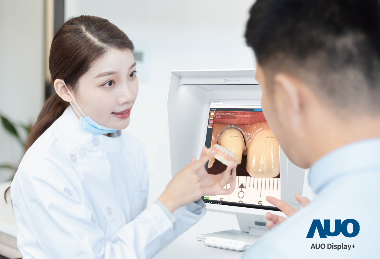 達擎積極投入牙科領域，瞄準牙技所數位轉型趨勢，與成軍滿周年的子公司原色口腔數位，展現智慧牙技整合方案的落地成果，加速推動牙科與假牙製作流程數位化